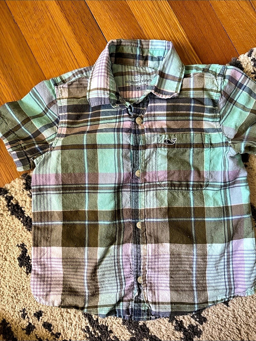vineyard vines Boys Short Sleeve Plaid Whale Shirt Green & Purple Size 4T